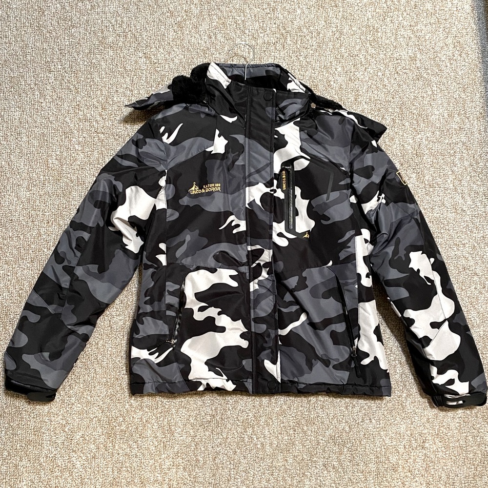 Moerdeng Women’s Camouflage Ski Jacket